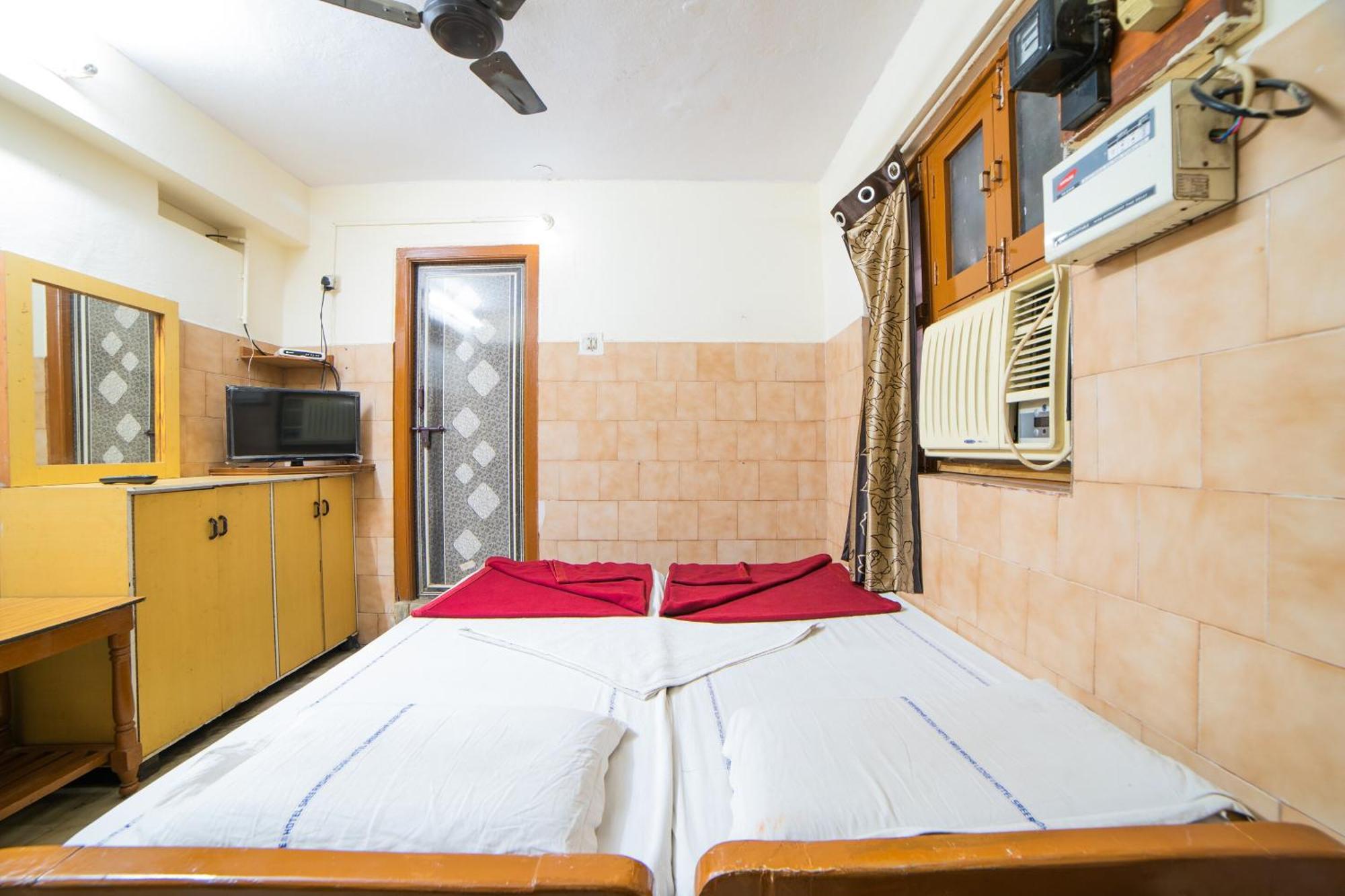 Hotel O Sree Radha Lodge Near Snow World Secundurabad Exterior foto